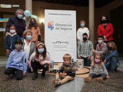 Imagen Entrega de premios del concurso de marcapáginas de la Diputación