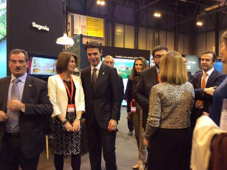 Imagen Los ministros de Turismo y Fomento visitan el stand de Prodestur