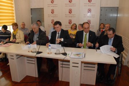 Imagen La Diputación destina casi 100.000 euros a ayudas sociales