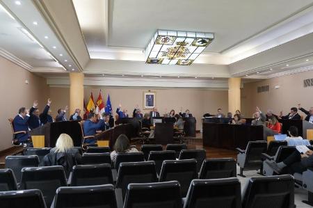 Imagen El Pleno de la Diputación de Segovia aprueba el reparto de 7 millones de euros del PAIMP para 272 actuaciones en todos los municipios y...
