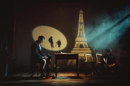 Imagen La compañía Los Absurdos pone en escena sobre las tablas del Teatro Juan Bravo la historia de ‘Von Lustig, el hombre que vendió la Torre Eiffel’