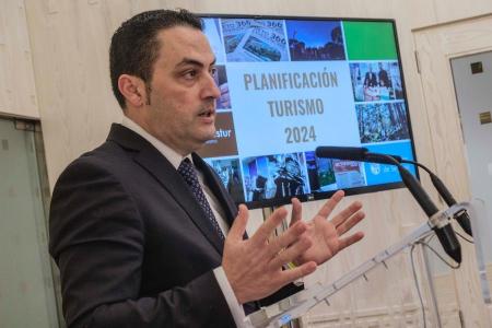 Imagen El Área de Turismo de la Diputación se marca como objetivo principal para 2024 promocionar el potencial turístico de la provincia a...